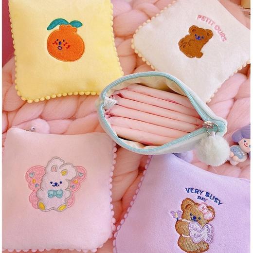 Coin Bags |   Girl Heart Sanitary Napkin Bag Bags 04